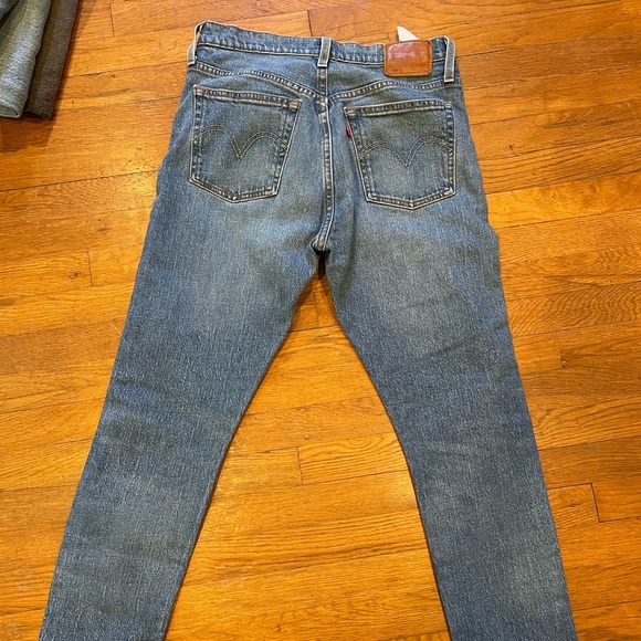 Levi’s 501 S denim blue jeans not distressed, no ankle fray. - Picture 2 of 4